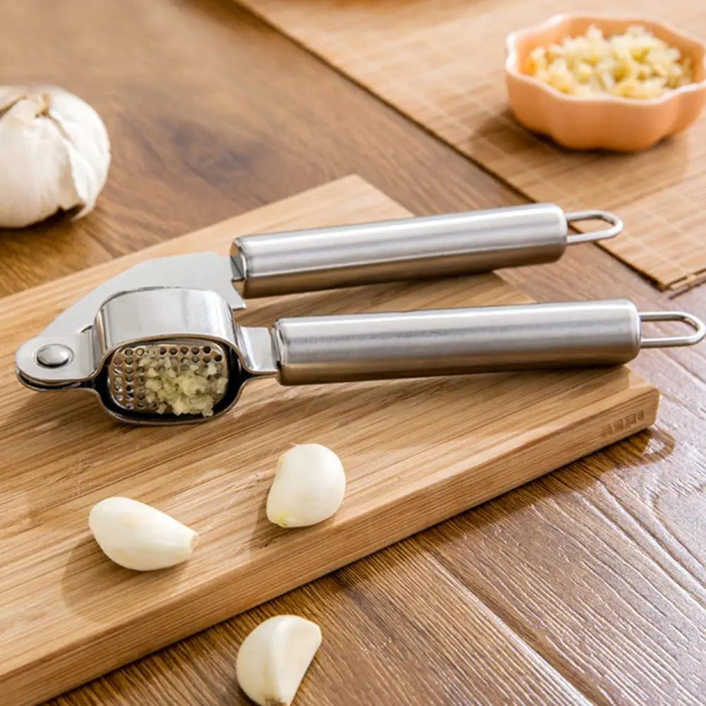 Garlic Press Stainless Steel Mincer Tool Large Chamber Crushes Garlics Nuts Garlic Manual Smasher Squeezer Kitchen Gadget