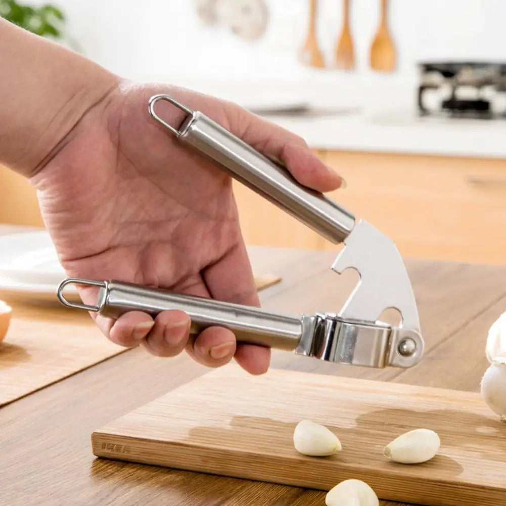 Garlic Press Stainless Steel Mincer Tool Large Chamber Crushes Garlics Nuts Garlic Manual Smasher Squeezer Kitchen Gadget